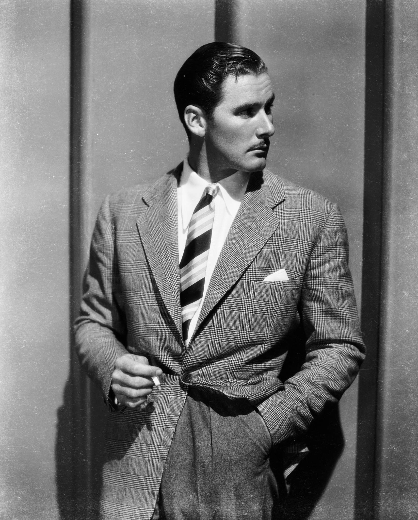Was errol flynn gay